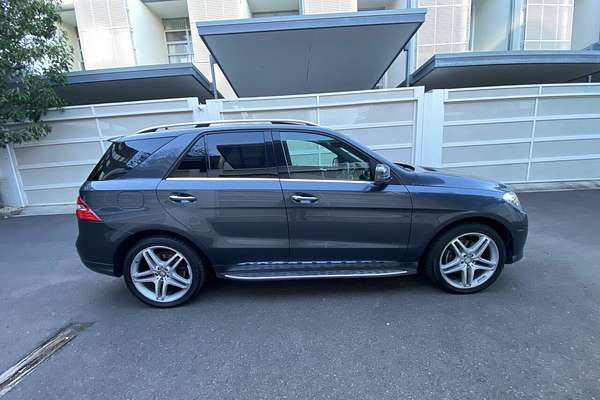2015 Mercedes-Benz M-Class ML350 BlueTEC W166