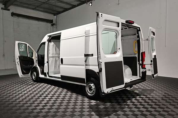 2024 Fiat Ducato Series 9 LWB