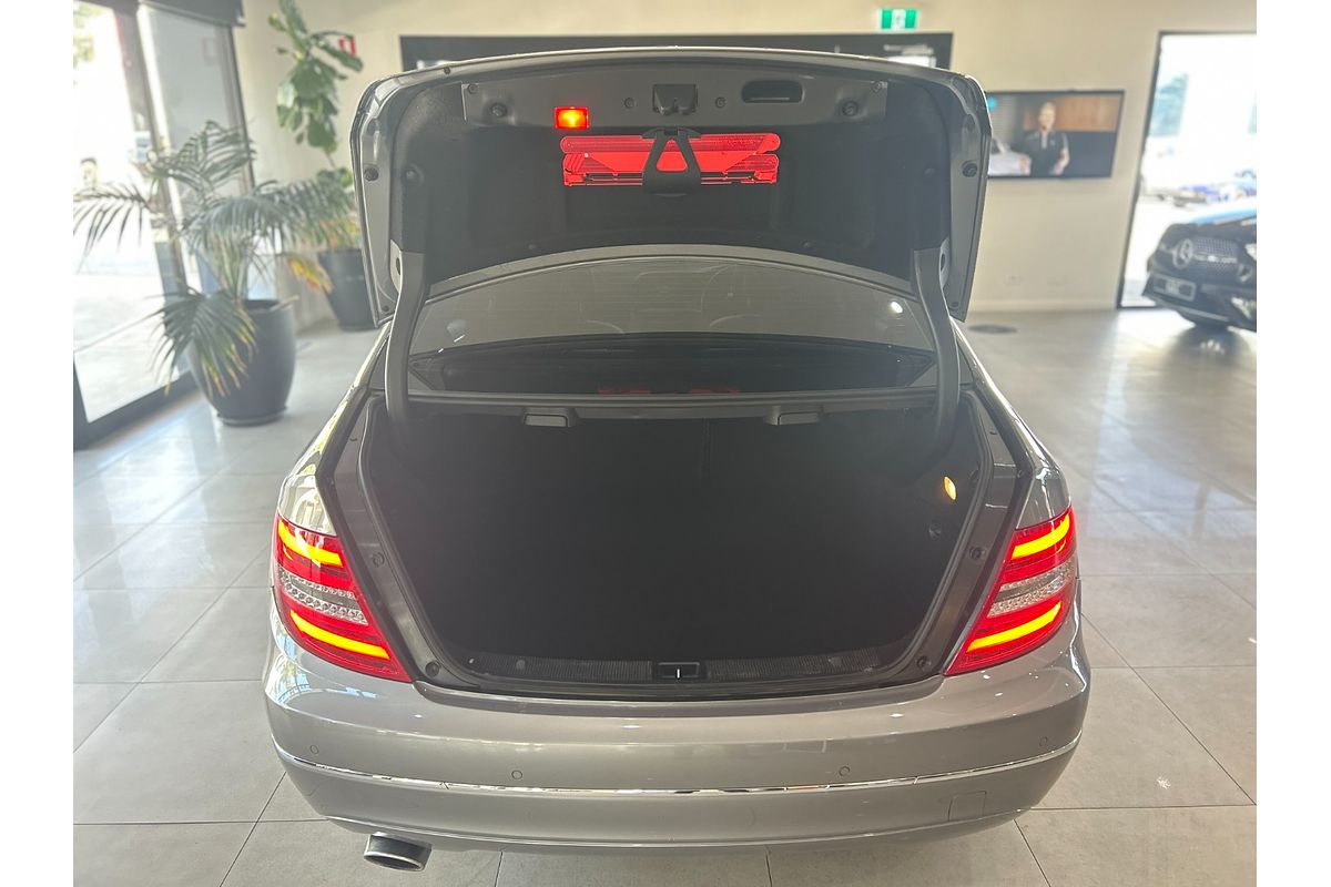 2012 Mercedes-Benz C-Class C250 CDI BlueEFFICIENCY Avantgarde W204