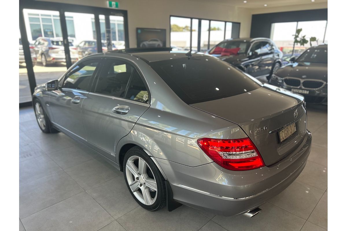 2012 Mercedes-Benz C-Class C250 CDI BlueEFFICIENCY Avantgarde W204