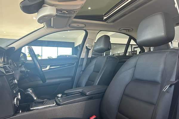 2012 Mercedes-Benz C-Class C250 CDI BlueEFFICIENCY Avantgarde W204