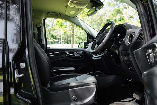 2021 Mercedes-Benz Valente 116CDI 447
