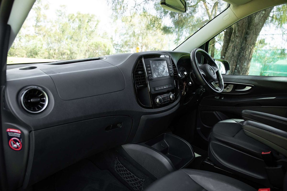 2021 Mercedes-Benz Valente 116CDI 447