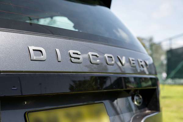 2017 Land Rover Discovery TD6 SE Series 5