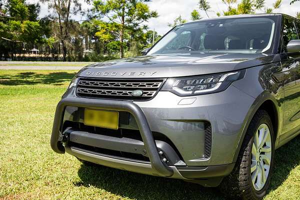 2017 Land Rover Discovery TD6 SE Series 5