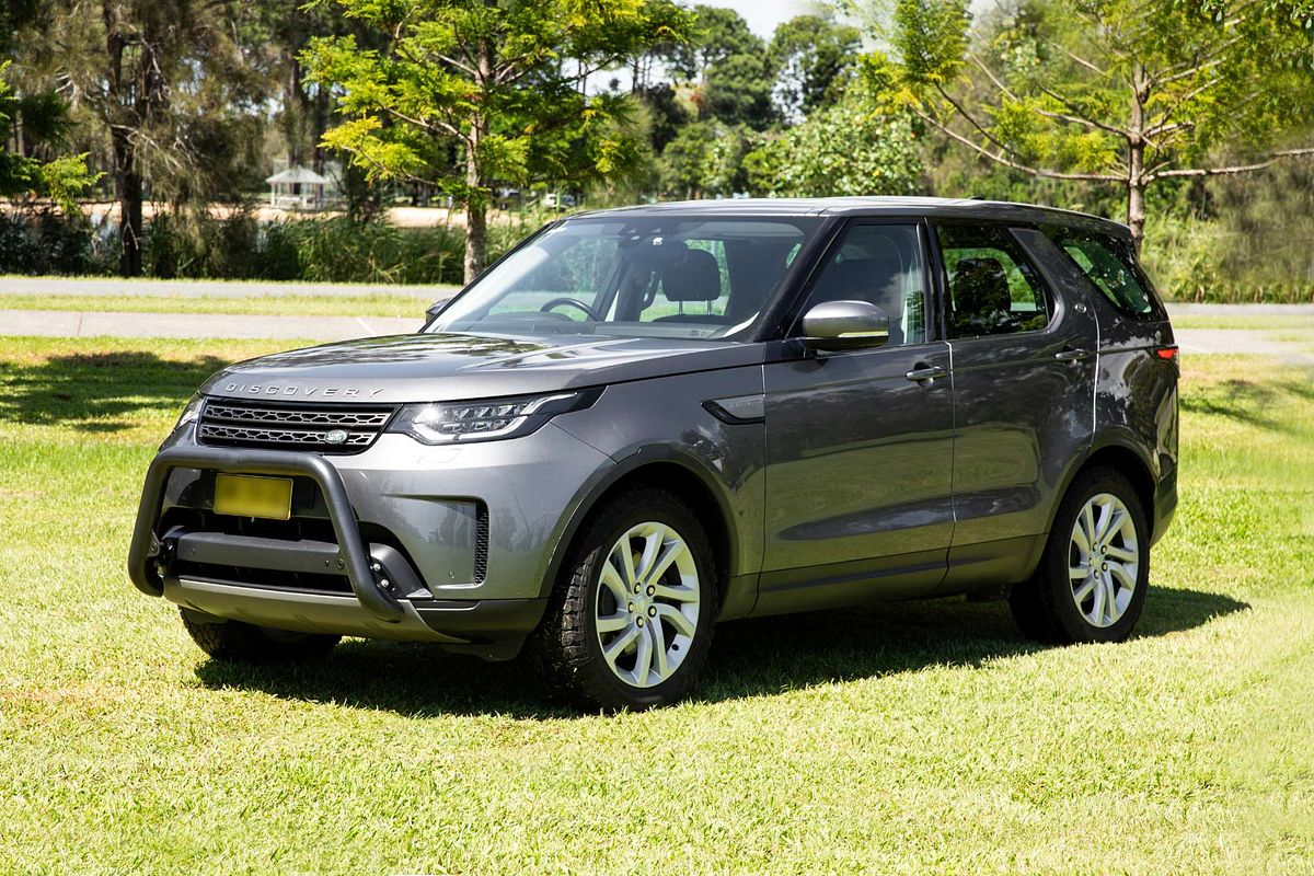 2017 Land Rover Discovery TD6 SE Series 5
