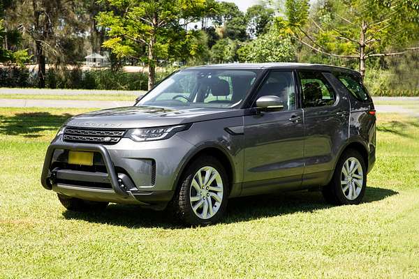 2017 Land Rover Discovery TD6 SE Series 5