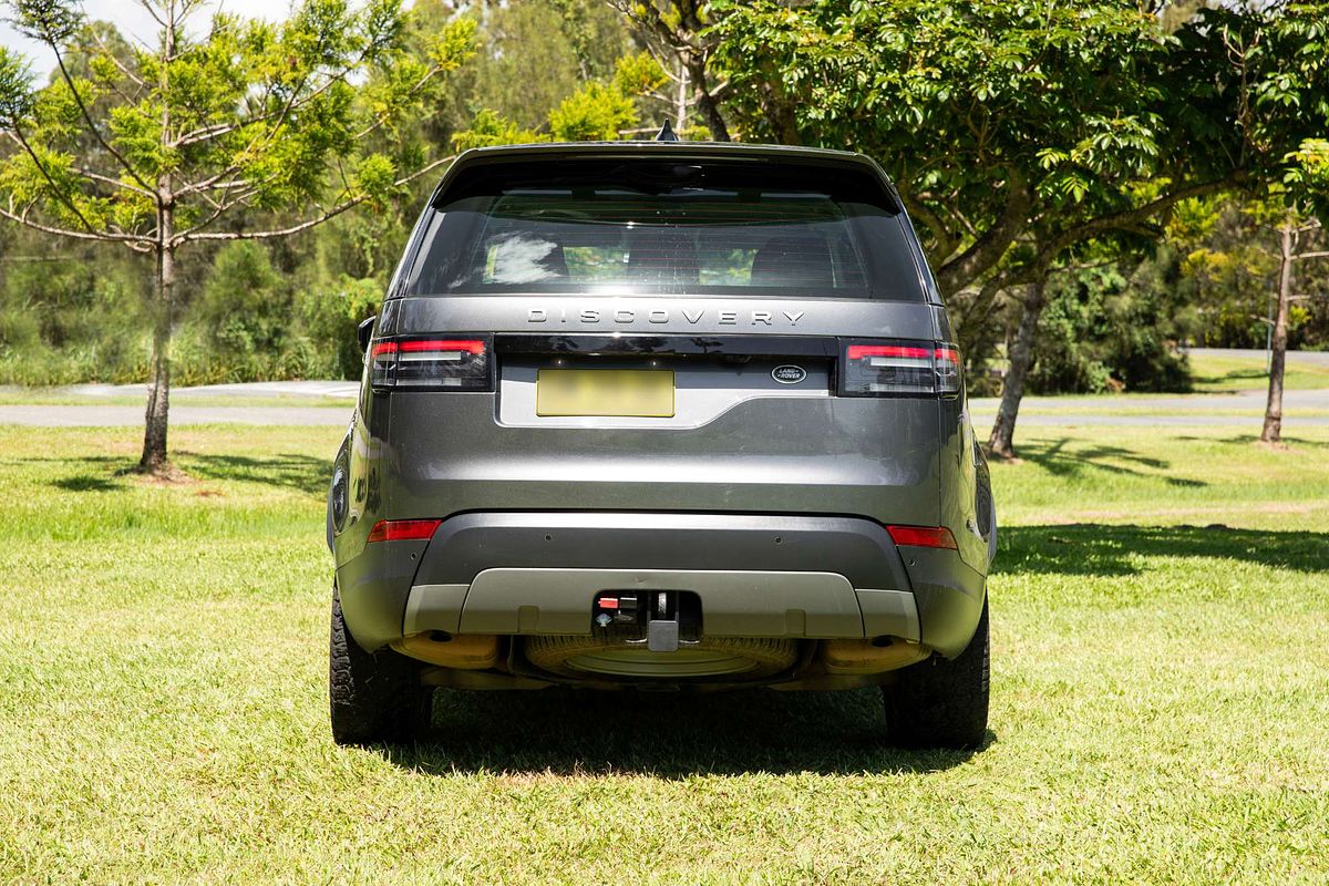 2017 Land Rover Discovery TD6 SE Series 5