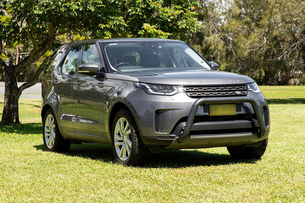 2017 Land Rover Discovery TD6 SE Series 5