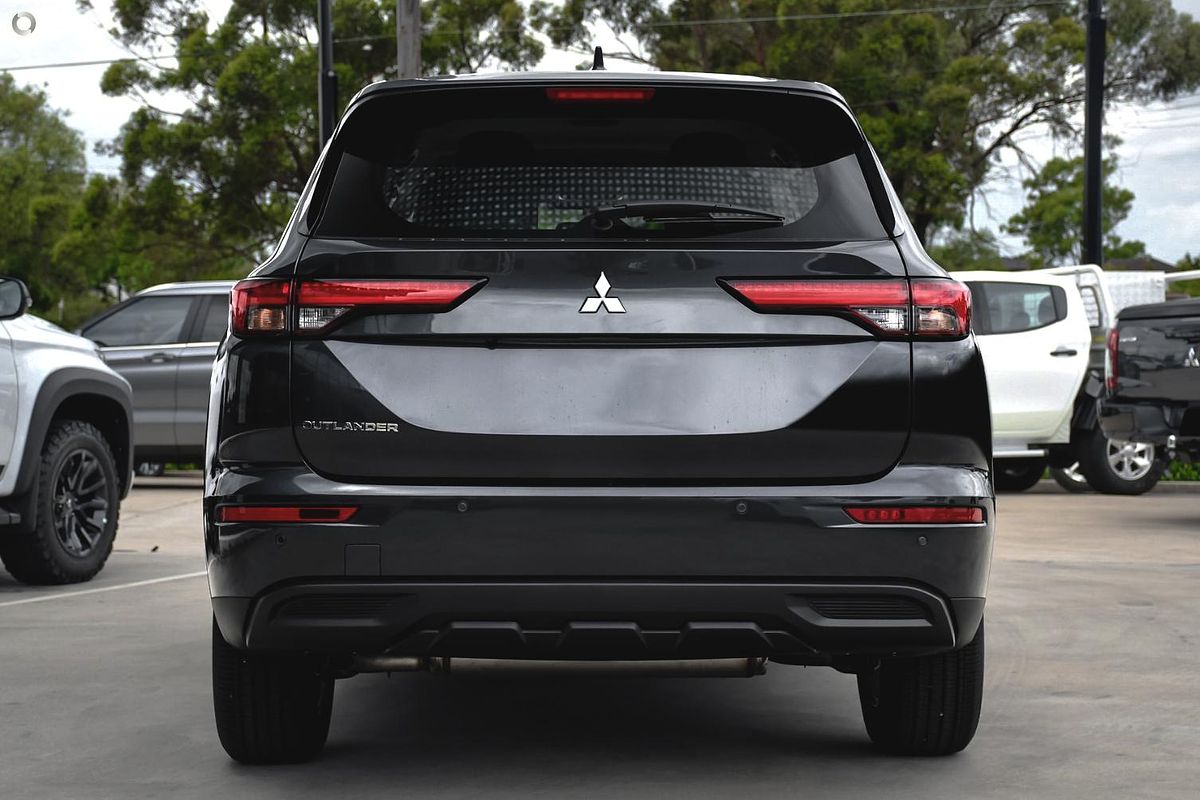 2024 Mitsubishi Outlander ES ZM