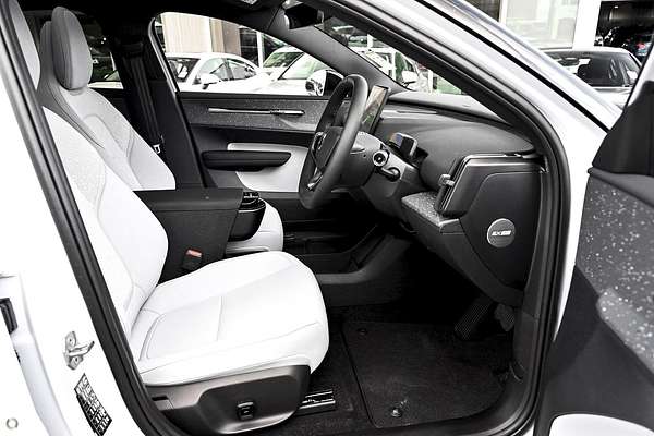 2025 Volvo EX30 Twin Motor Performance Ultra
