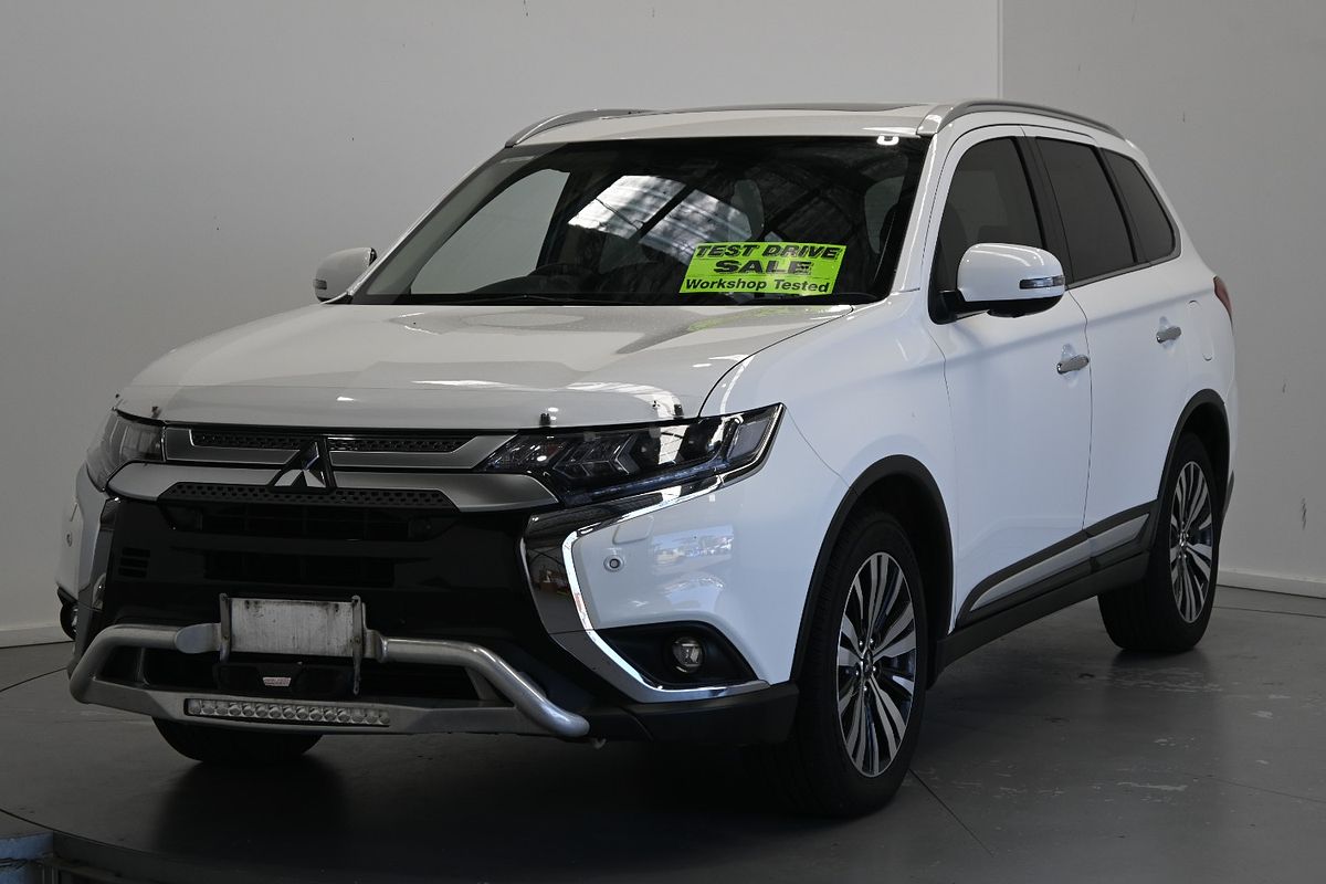 2021 Mitsubishi Outlander Exceed ZL