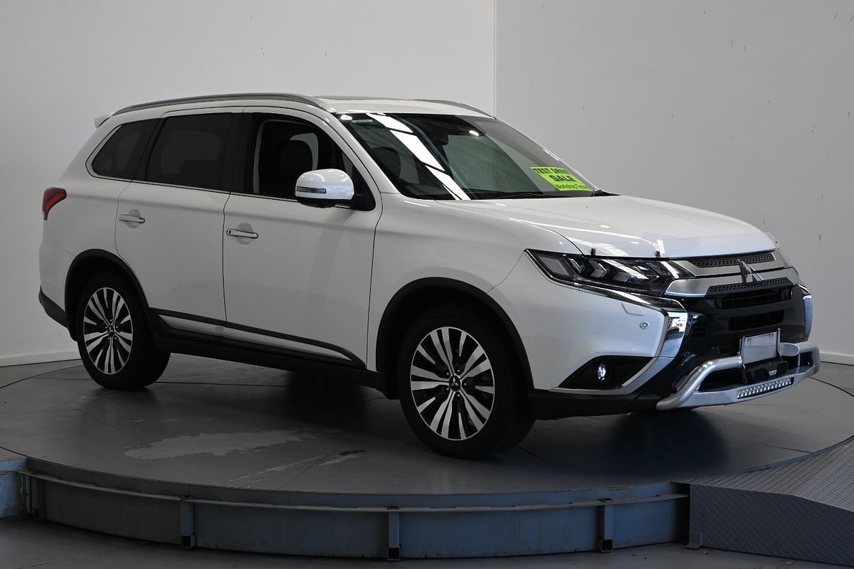 2021 Mitsubishi Outlander Exceed ZL