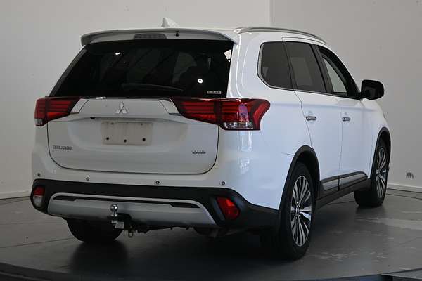 2021 Mitsubishi Outlander Exceed ZL