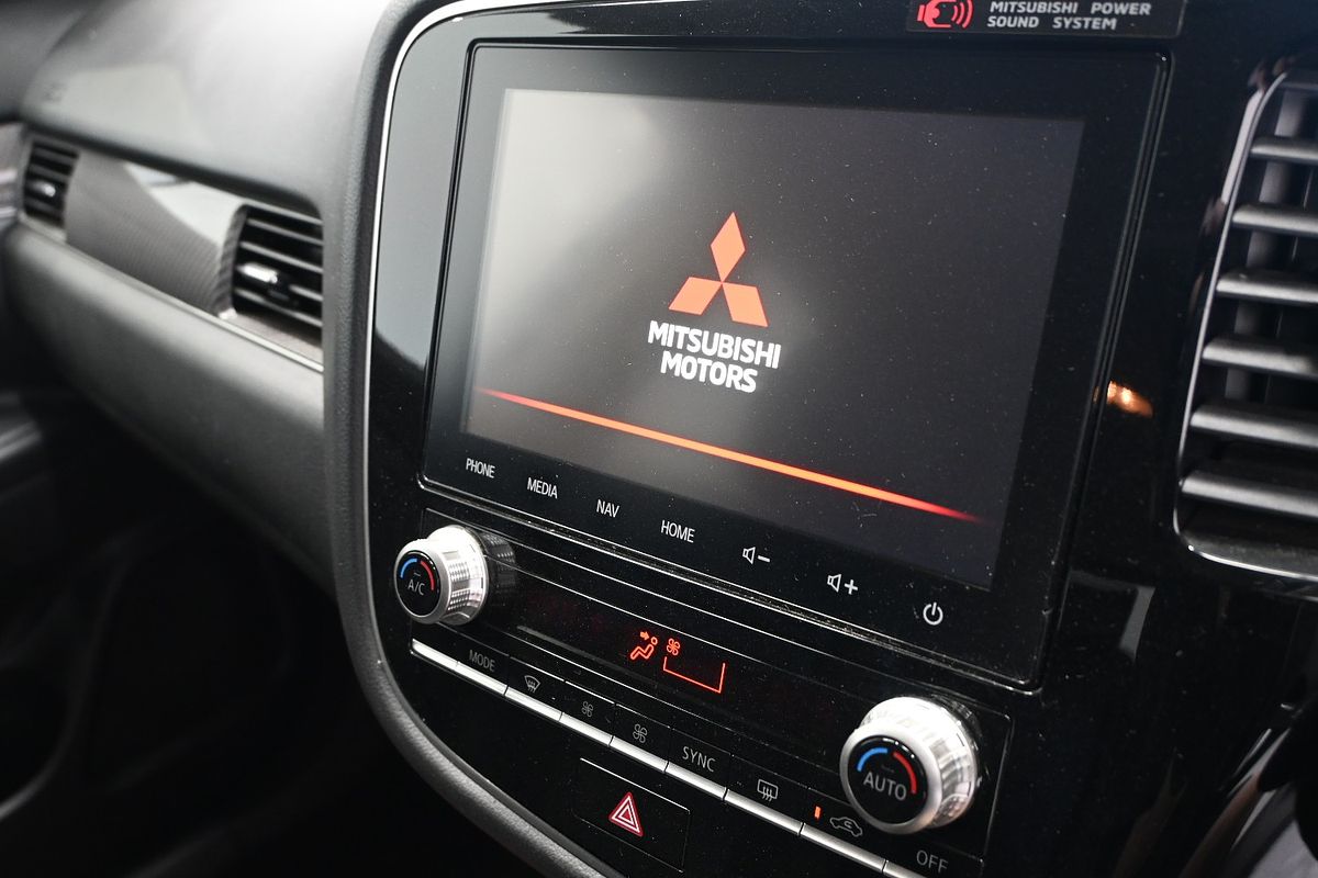 2021 Mitsubishi Outlander Exceed ZL