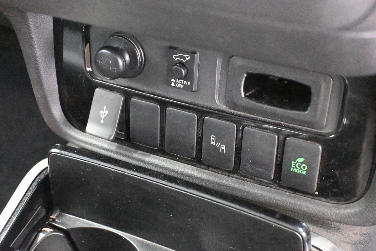 2021 Mitsubishi Outlander Exceed ZL