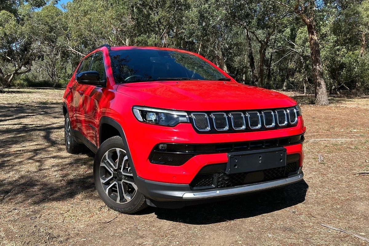 2023 Jeep Compass Limited M6