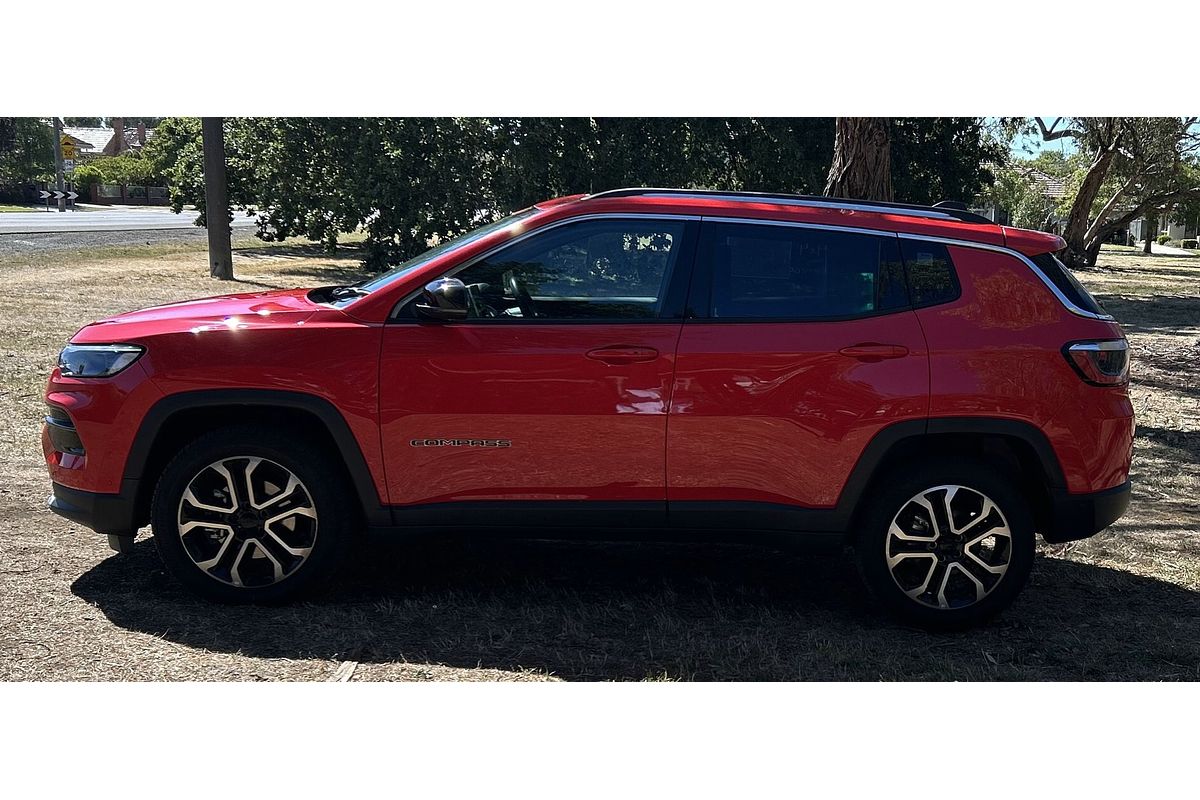 2023 Jeep Compass Limited M6