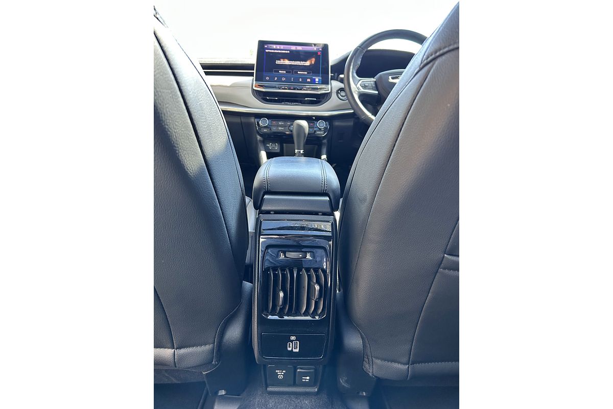 2023 Jeep Compass Limited M6
