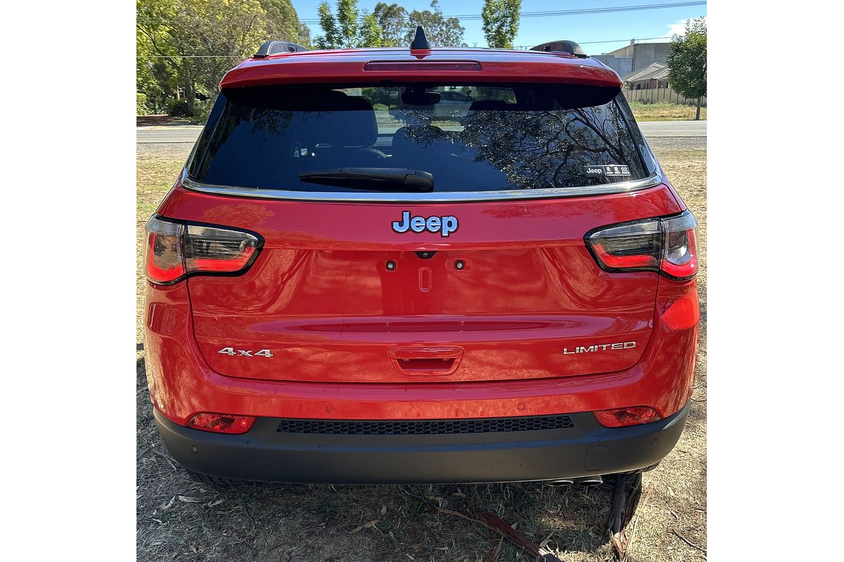 2023 Jeep Compass Limited M6