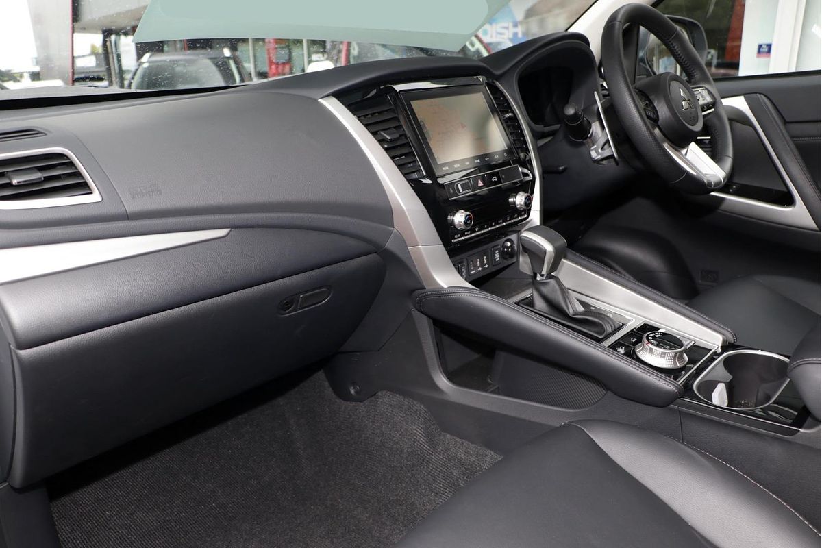 2024 Mitsubishi Pajero Sport Exceed QG