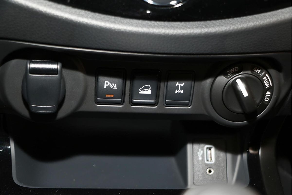 2024 Nissan Navara PRO-4X D23 4X4
