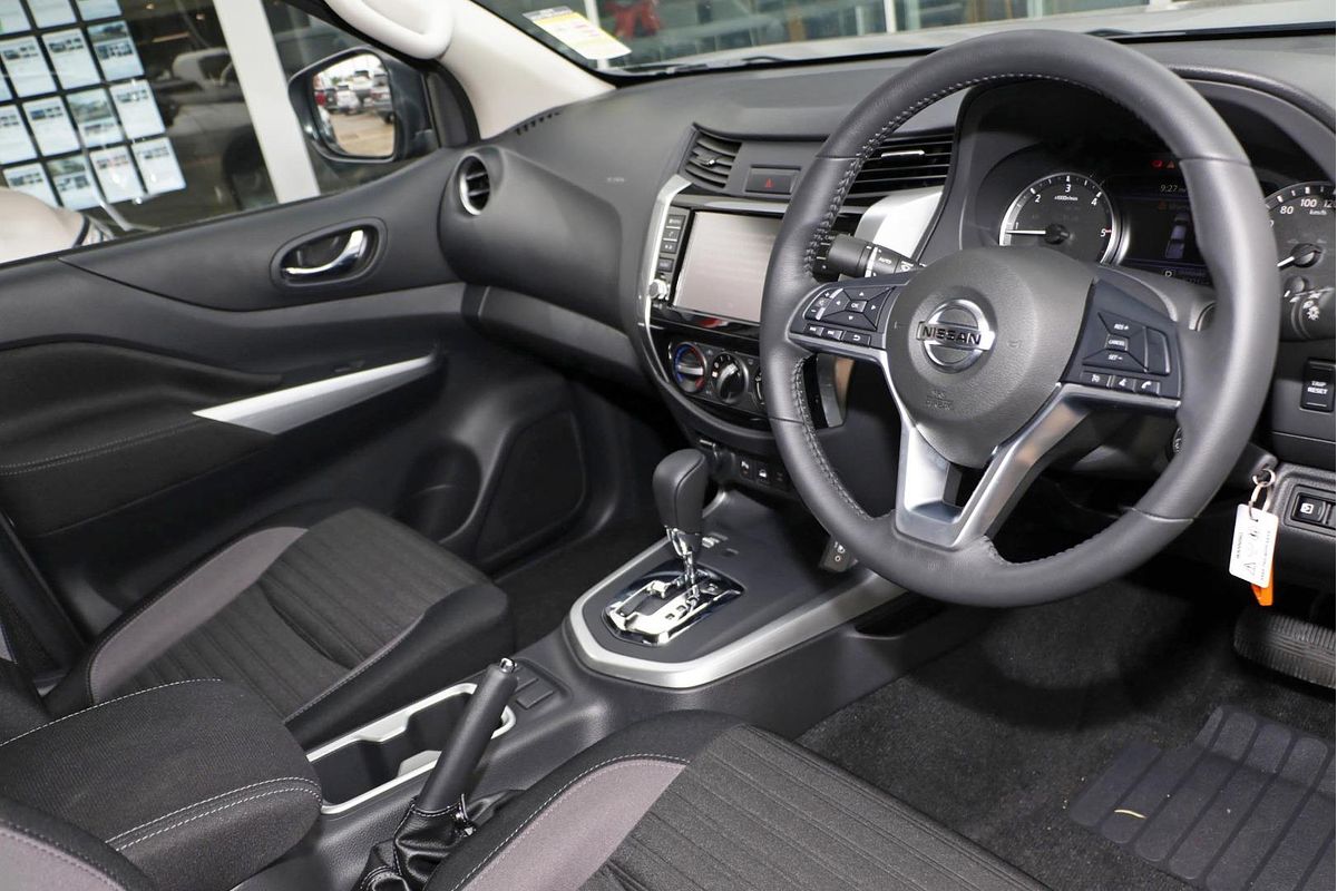 2024 Nissan Navara ST D23 4X4