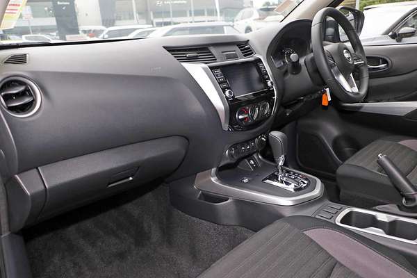 2024 Nissan Navara ST D23 4X4