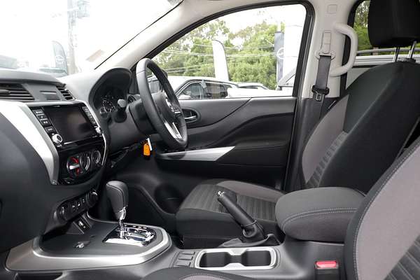 2024 Nissan Navara ST D23 4X4