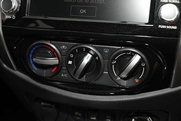 2024 Nissan Navara ST D23 4X4