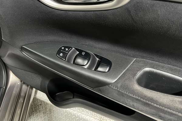 2015 Nissan Pulsar ST B17 Series 2