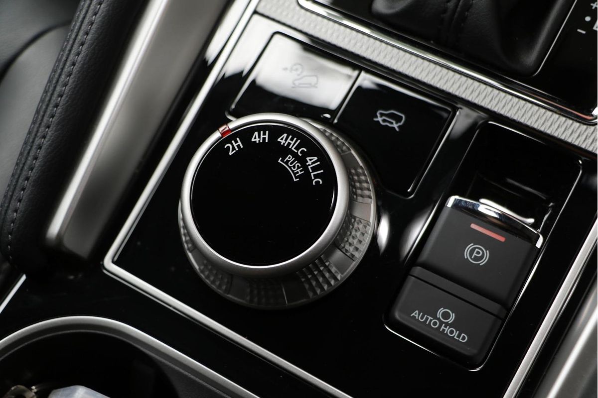 2024 Mitsubishi Pajero Sport Exceed QG
