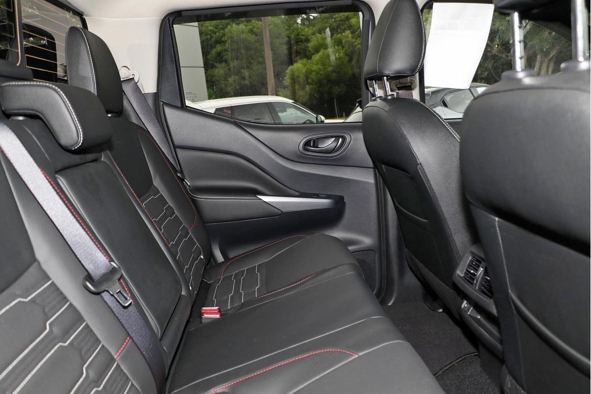 2024 Nissan Navara PRO-4X Warrior D23 4X4