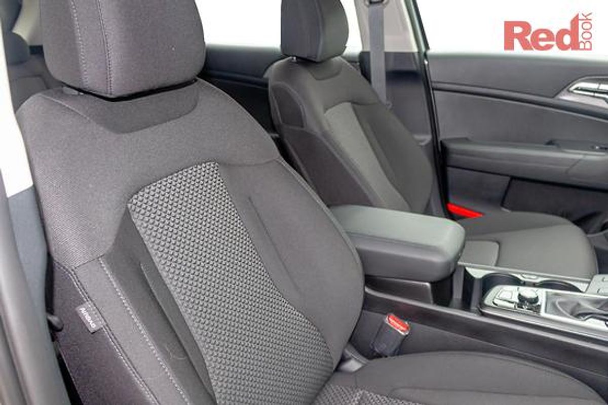 2025 Kia Sportage S NQ5