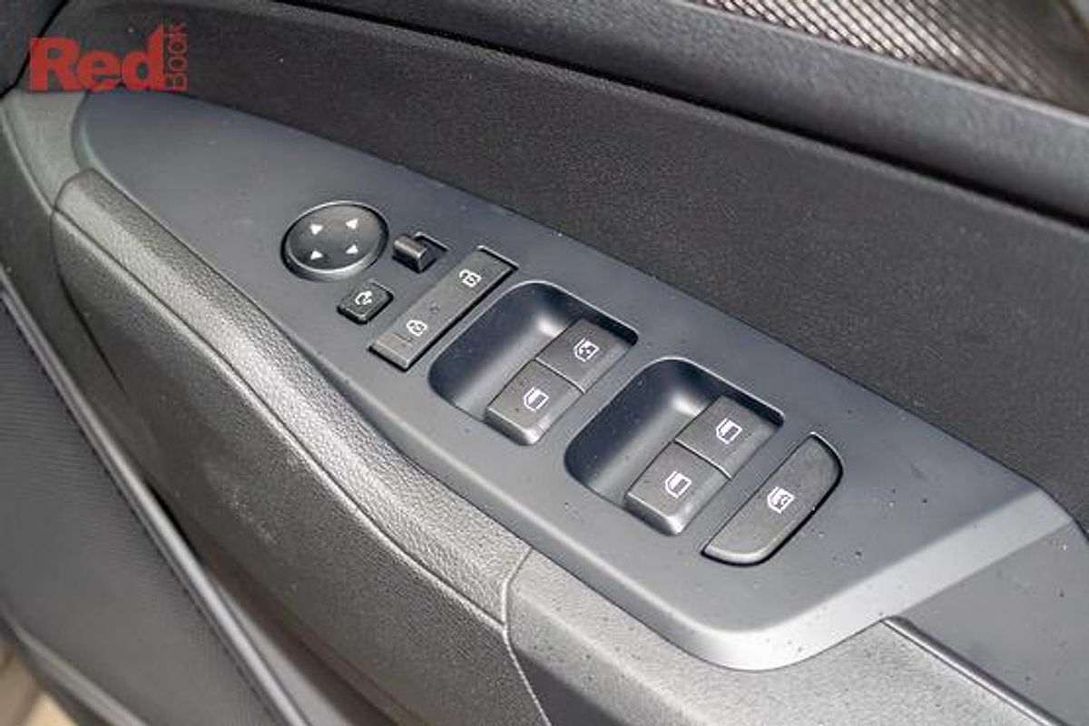2025 Kia Sportage S NQ5