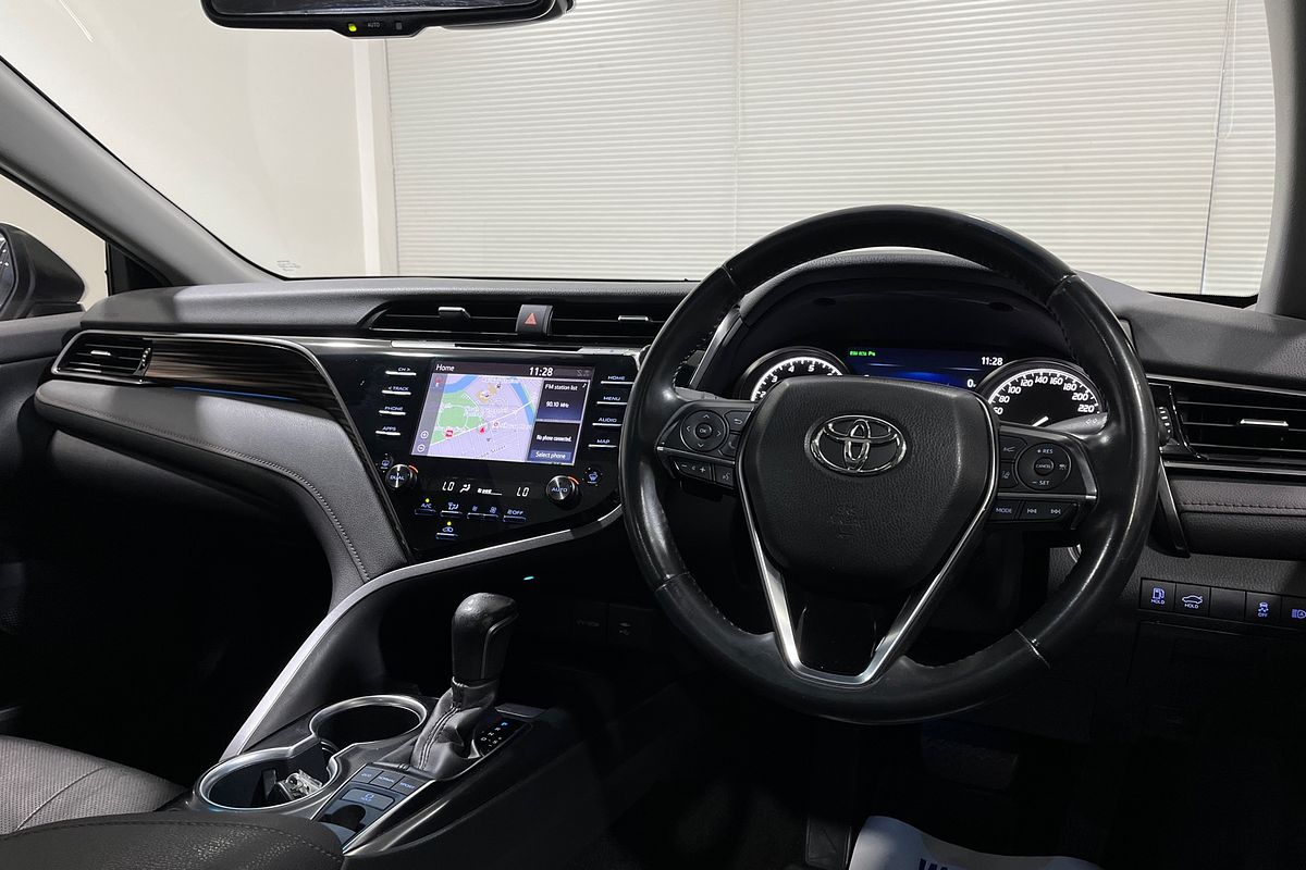 2019 Toyota Camry SL GSV70R
