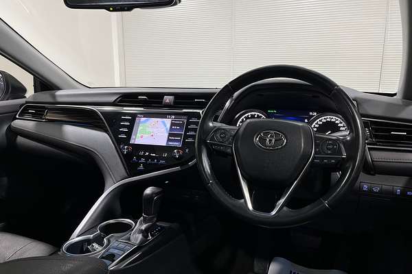 2019 Toyota Camry SL GSV70R