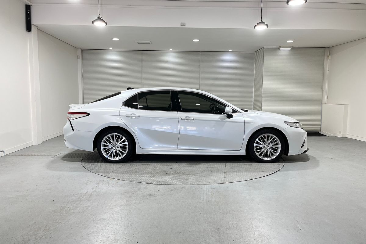 2019 Toyota Camry SL GSV70R