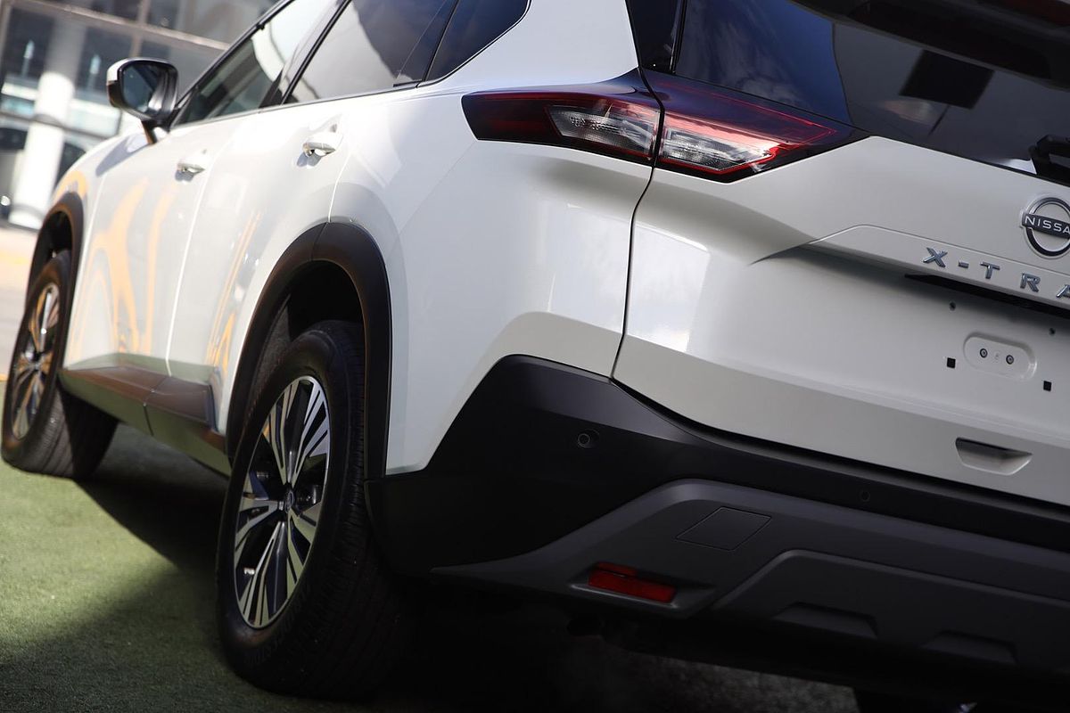 2024 Nissan X-TRAIL ST-L T33