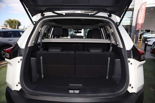 2024 Nissan X-TRAIL ST-L T33