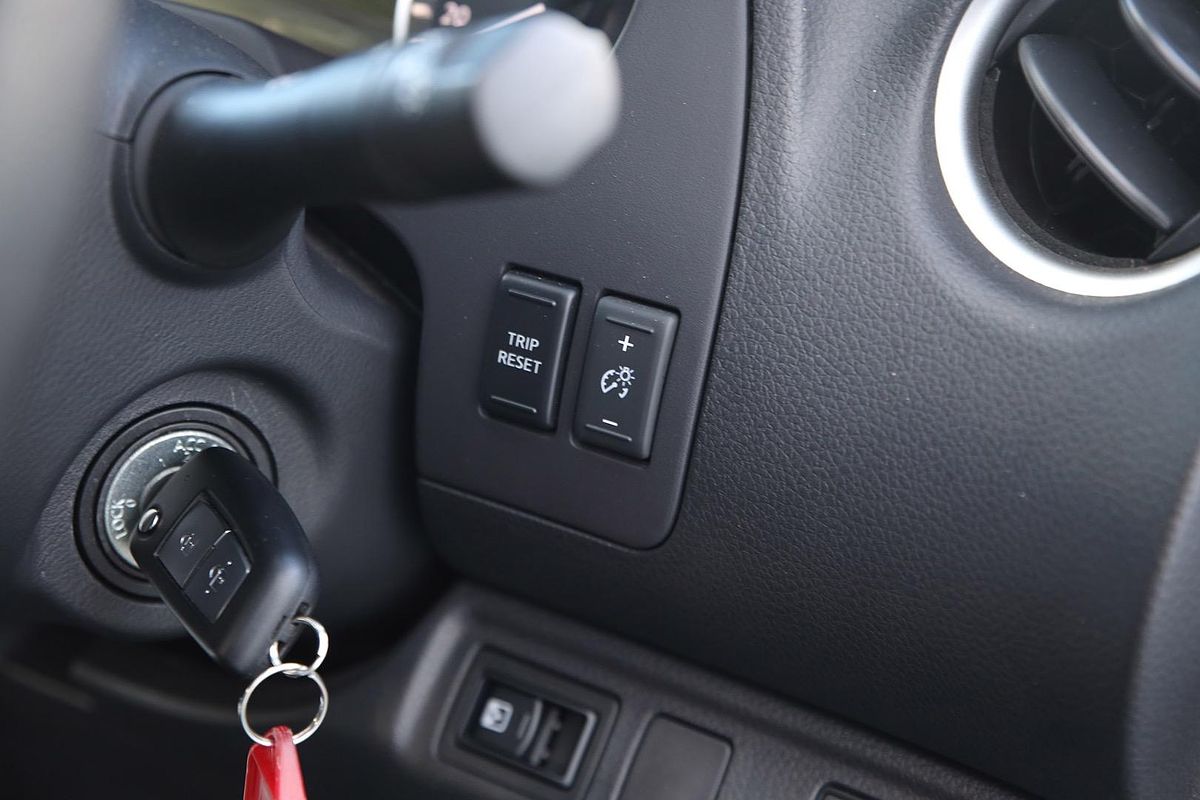 2023 Nissan Navara ST D23 4X4