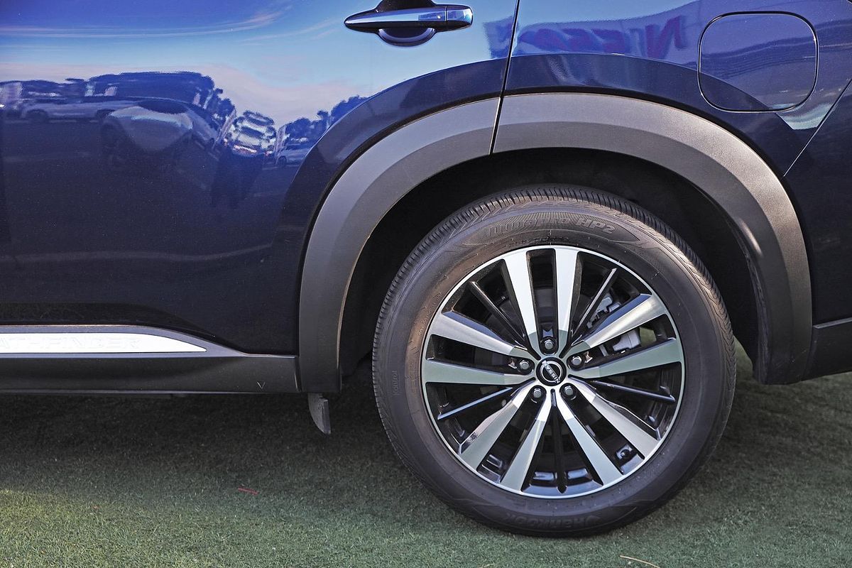 2023 Nissan Pathfinder Ti-L R53