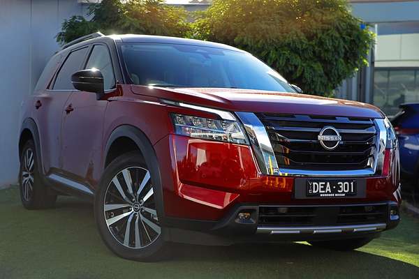 2023 Nissan Pathfinder Ti-L R53