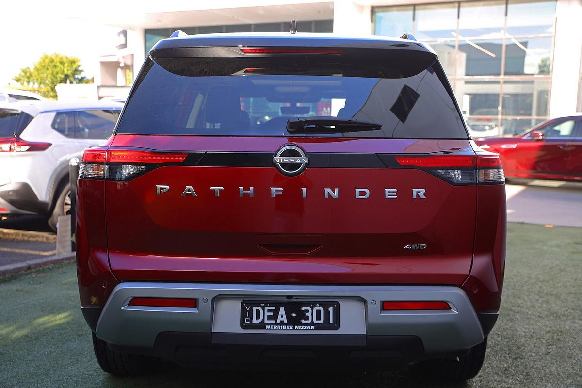 2023 Nissan Pathfinder Ti-L R53