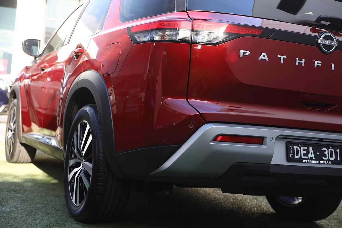 2023 Nissan Pathfinder Ti-L R53