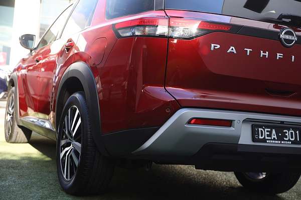 2023 Nissan Pathfinder Ti-L R53