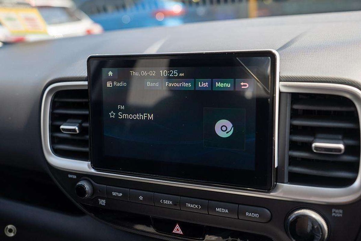2025 Hyundai Venue (No Badge) QX.V5