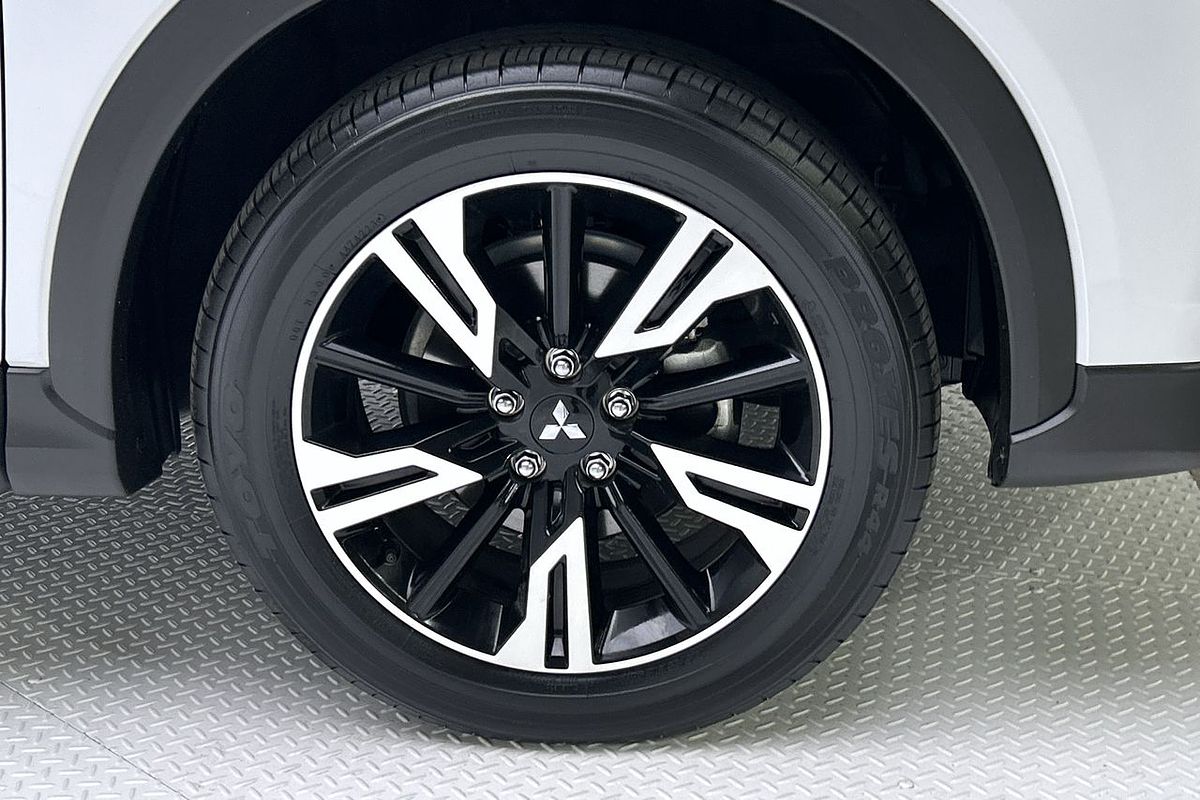2023 Mitsubishi Eclipse Cross LS YB