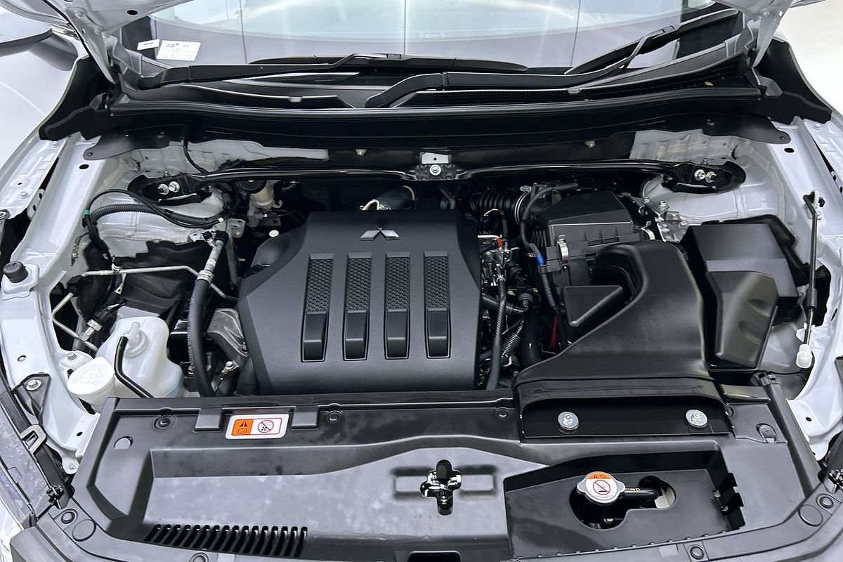 2023 Mitsubishi Eclipse Cross LS YB