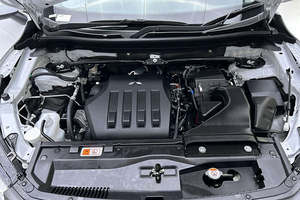 2023 Mitsubishi Eclipse Cross LS YB